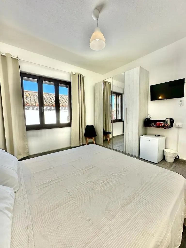 Bonora Suites Tortolì Pensjonat